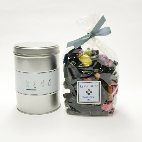 Present tin "kad&oacute;" with 500g liquorice